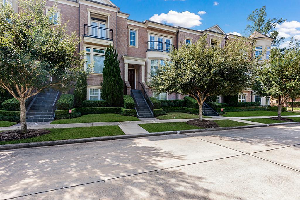 43 Colonial Row Dr in The Woodlands, TX - Foto de edificio