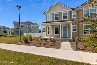 205 Daydream Ave in Yulee, FL - Building Photo - Building Photo