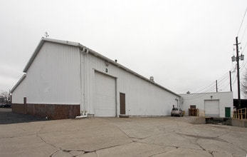1234 N Capitol Ave in Indianapolis, IN - Building Photo - Building Photo