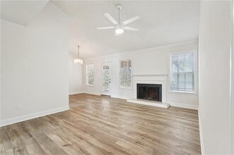 240 Plantation Glen Ct in Alpharetta, GA - Building Photo - Building Photo