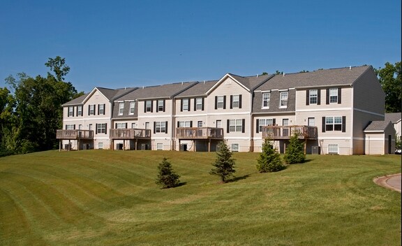 Copper Beech Townhomes in Kalamazoo, MI - Building Photo - Building Photo