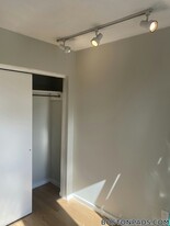 220 Hanover St, Unit 27 in Boston, MA - Building Photo