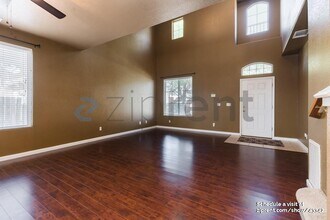 2422 Carson Ave in Clovis, CA - Building Photo - Building Photo