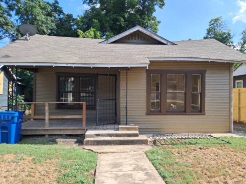 414 Gulf St in San Antonio, TX - Foto de edificio