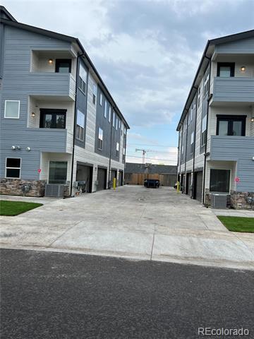 1512 Ingalls St in Lakewood, CO - Building Photo - Building Photo