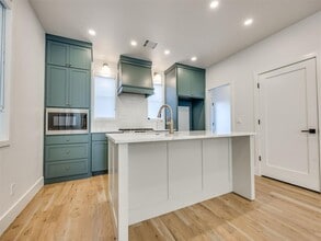 1078 Hangar Dr in Oklahoma City, OK - Building Photo - Building Photo