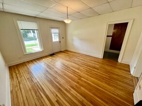 440 Lake St, Unit 440 Lake St. in Eau Claire, WI - Building Photo - Building Photo