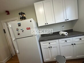 402 Highland Ave in Somerville, MA - Foto de edificio - Building Photo