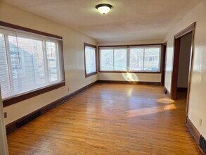 2931 N Newton Ave in Minneapolis, MN - Building Photo - Building Photo