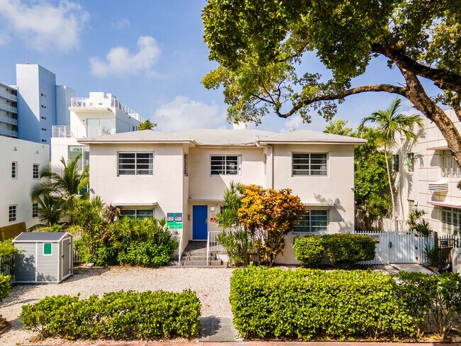 Casa Gaby in Miami Beach, FL - Building Photo - Building Photo