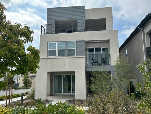 139 Glance in Irvine, CA - Foto de edificio - Building Photo