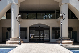 Chinatown Gateway Plaza in Honolulu, HI - Building Photo - Building Photo