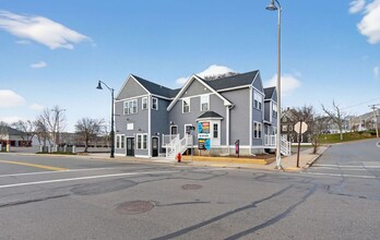 371 Cabot St in Beverly, MA - Building Photo - Building Photo