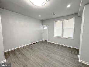 3631 Reed St in Philadelphia, PA - Building Photo - Building Photo