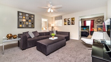 9088 Hazard St-Unit -ID1246805P in Houston, TX - Foto de edificio - Building Photo