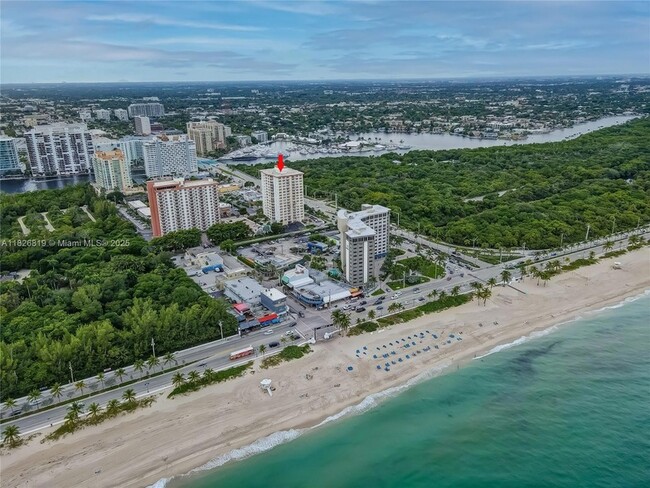3000 E Sunrise Blvd, Unit 5A in Fort Lauderdale, FL - Building Photo - Building Photo