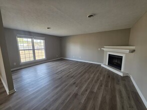 6536 Grist Mill Rd in Fayetteville, NC - Building Photo - Building Photo