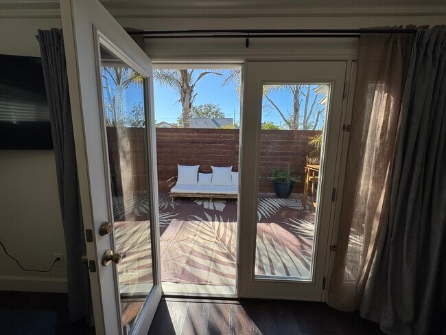 3563 Promontory St, Unit Sail Bay in San Diego, CA - Foto de edificio - Building Photo