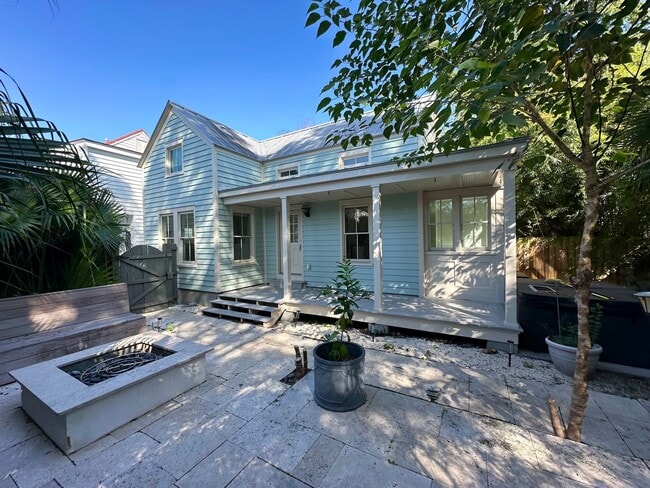 property at 9 Marion St