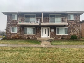 2511 Terrace Ave in Lynwood, IL - Building Photo