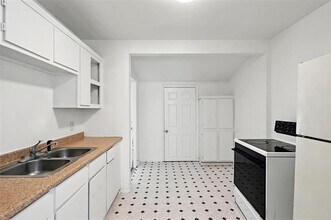 2837 Avenue A in Fort Worth, TX - Building Photo - Building Photo