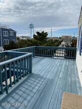 12 E Beardsley Ave in Beach Haven, NJ - Foto de edificio - Building Photo