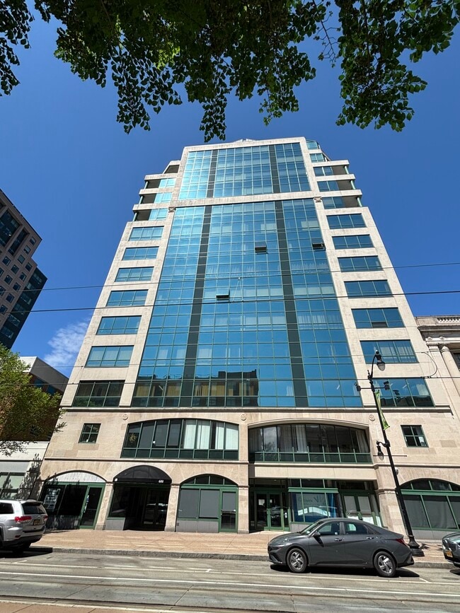 610 Main St, Unit 505