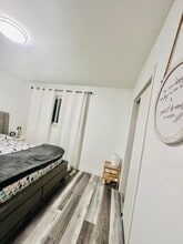 878 Upper Ottawa St in Hamilton, ON - Building Photo - Building Photo