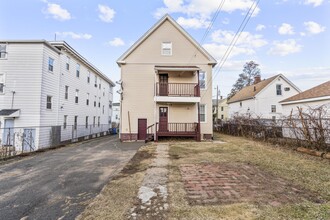 67-69 Harbison Ave-Unit -2nd Floor in Hartford, CT - Building Photo - Building Photo