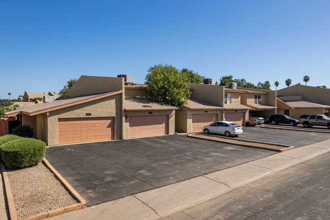 7107 N 45th Ave in Glendale, AZ - Building Photo - Building Photo