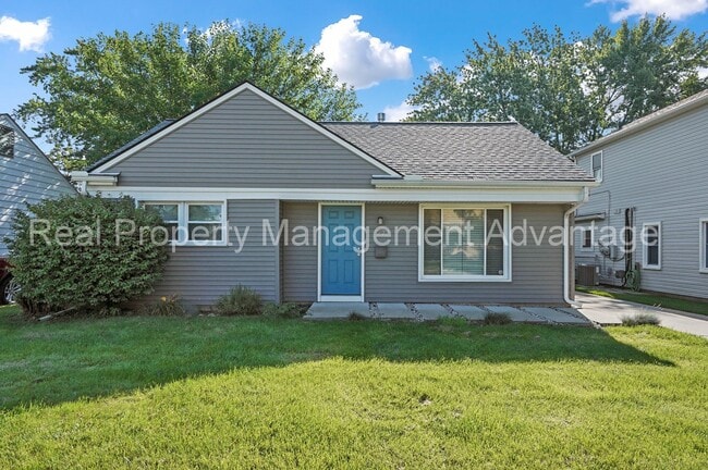 property at 27 S Manitou Ave