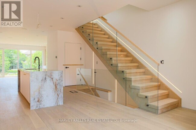 2970A Bayview Ave in Toronto, ON - Building Photo - Building Photo