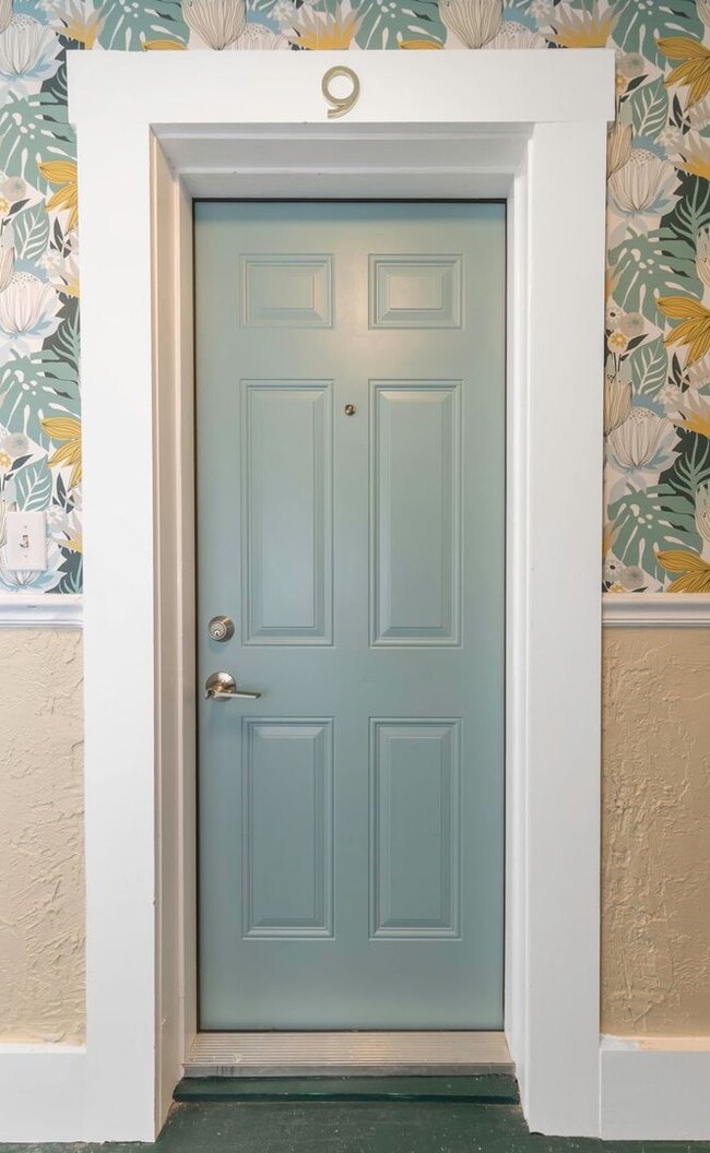 3000 Beach Blvd S in Gulfport, FL - Building Photo - Building Photo