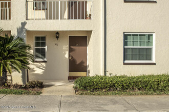 1057 Small Ct in Indian Harbour Beach, FL - Building Photo - Building Photo