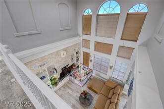 9738 Bear Trap Ct in Las Vegas, NV - Building Photo - Building Photo