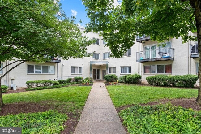 property at 1009 Chillum Rd