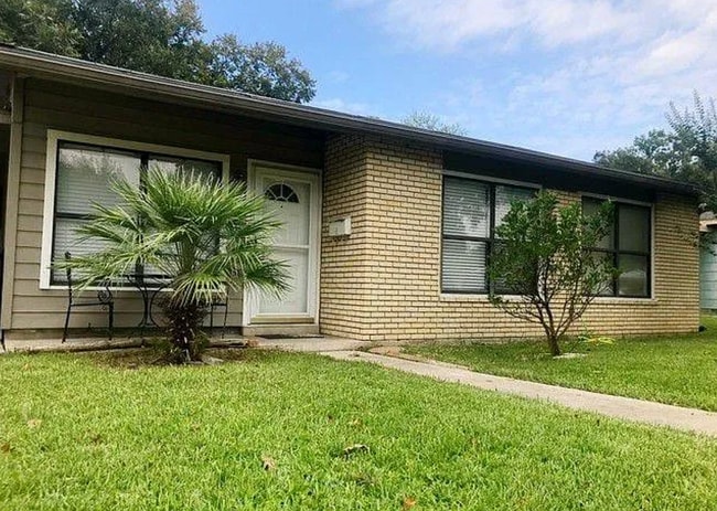 property at 275 Greenhill Pass