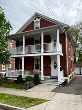 526 High St in Middletown, CT - Building Photo - Building Photo