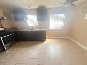 133 Avenida Miramar in San Clemente, CA - Building Photo - Building Photo