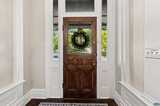 830 W Beverley St in Staunton, VA - Building Photo - Building Photo