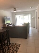 6010 Indrio Rd, Unit D5 in Fort Pierce, FL - Building Photo - Building Photo