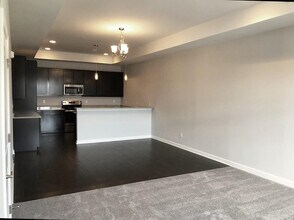5535 Arbor Chase Dr in Ann Arbor, MI - Building Photo - Building Photo