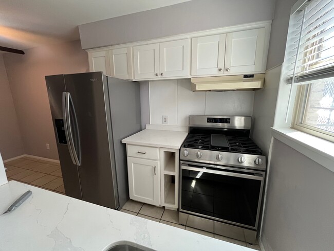 1802 Fairview Ave in Houston, TX - Building Photo - Building Photo
