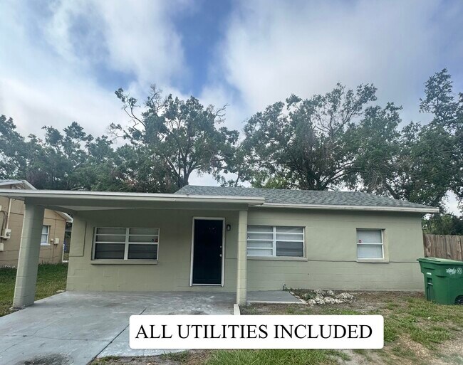 property at 1605 E Maple Ave