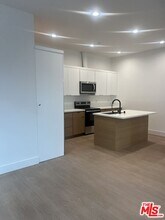 2707 Ruhland Ave in Redondo Beach, CA - Building Photo - Building Photo
