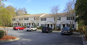 1006 Cherokee Apartments