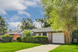 3715 Heatherbloom Dr in Houston, TX - Building Photo - Building Photo