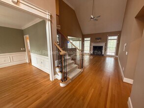 2528 N Beech Ln in Greensboro, NC - Building Photo - Building Photo