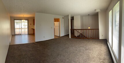 210 S Rees Ct in Spokane Valley, WA - Building Photo - Building Photo