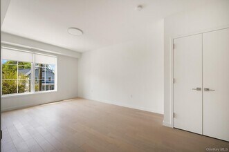 7 S Highland Ave in Nyack, NY - Building Photo - Building Photo